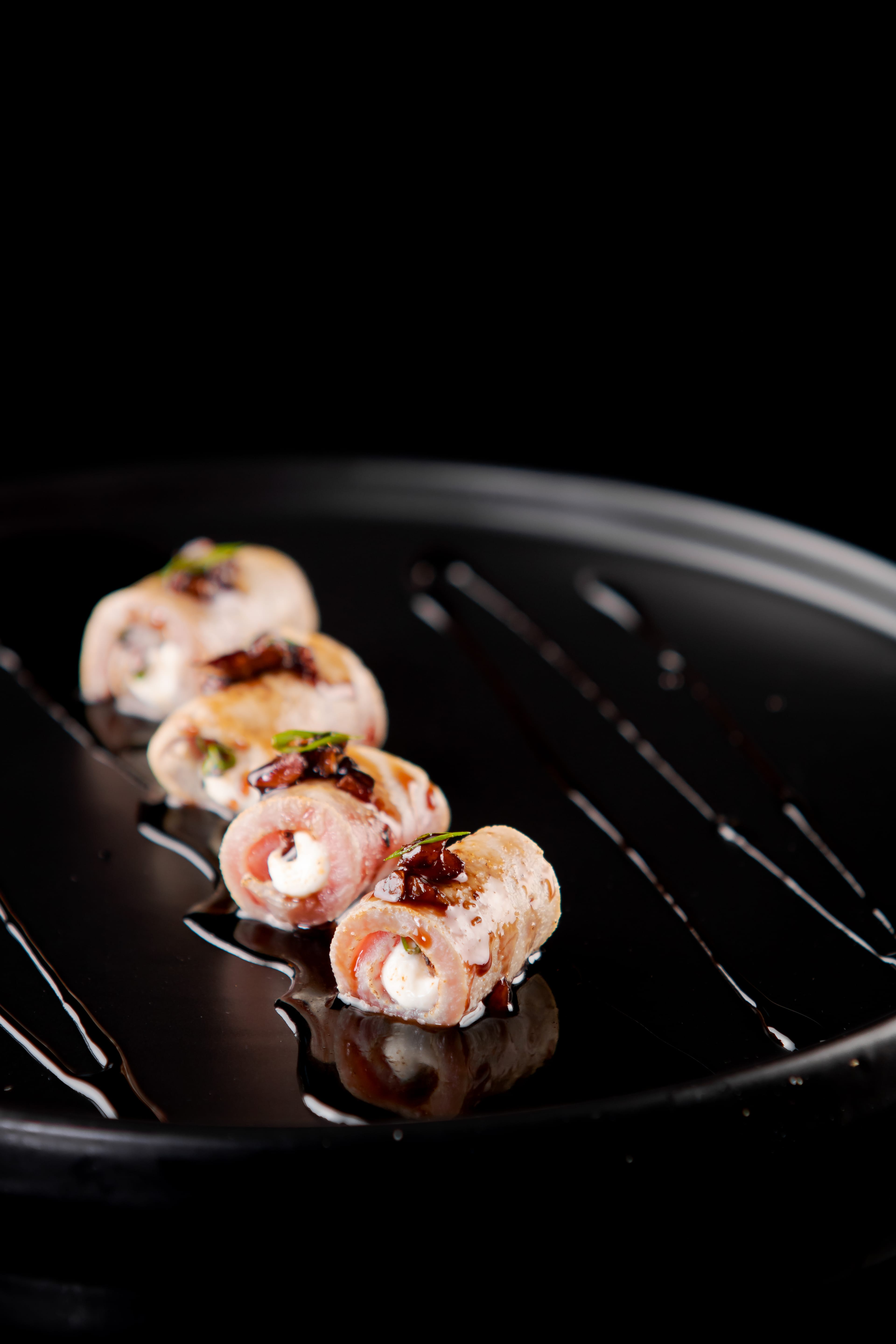 Tartar de atum com gergelim